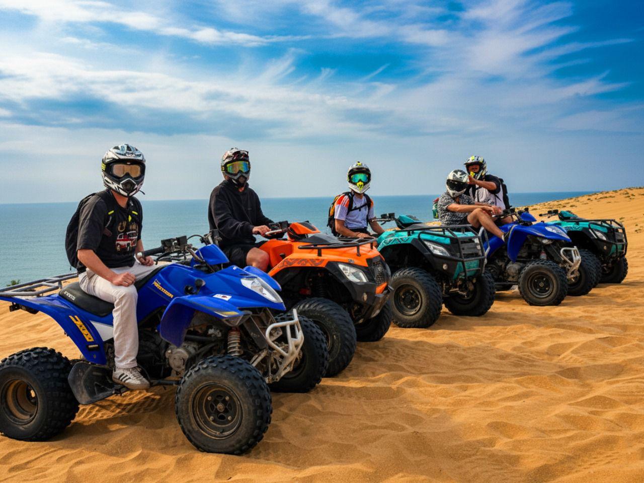Von Agadir/Taghazout: Sandboarding-Erlebnis & Quadfahren
