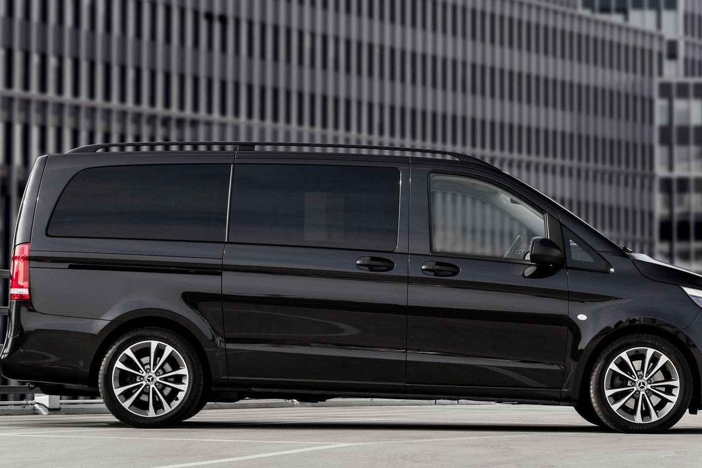 DLM Airport Private / Luxury / Reliable Transfer