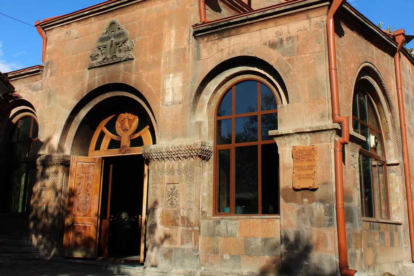 Yerevan: Old stories and secrets