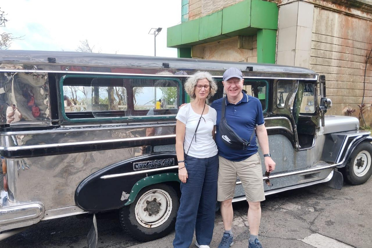 Manila: tour gastronomico di strada e giro in jeepney e triciclo localeManila: tour gastronomico e giro in jeepney e triciclo locali