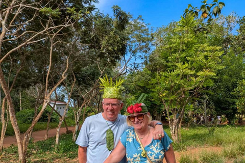 ZANZIBAR: Farma przypraw, jaskinia Salam, pływanie z żółwiami i restauracja RockWYCIECZKA PRYWATNA Z TRANSPORTEM