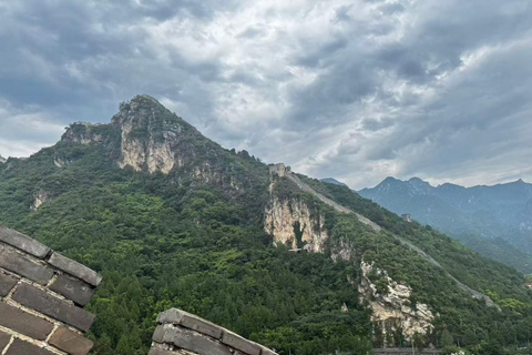 Great Wall Overnight: From Lakeside to Mutianyu & Rural Life