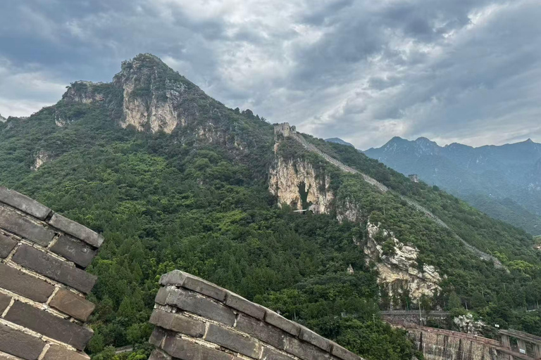 Great Wall Overnight: From Lakeside to Mutianyu & Rural Life