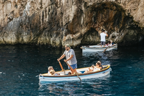 Desde Sorrento: barco en Capri con visita a la Gruta Azul