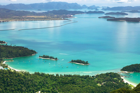 Traslado de lujo al aeropuerto de Langkawi: Asequible y cómodoTraslado al aeropuerto Desde: Langkawi Aeropuerto A Langkawi Ciudad