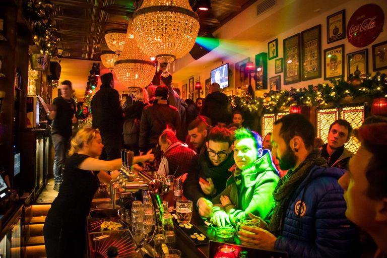 Stockholm: Original Pub Crawl with VIP Entry BEST Nightlife