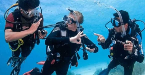 Хургада: 3-дневный курс PADI по погружению на открытой воде с электронным обучением