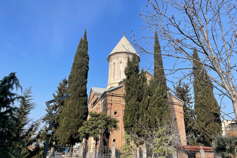 تبليسي: جولة المشي عبر الإيمان والدين والثقافة