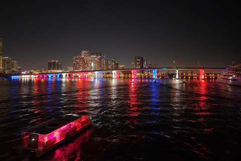 Miami: Millionaire's Row Cruise with Bay Swim Stop