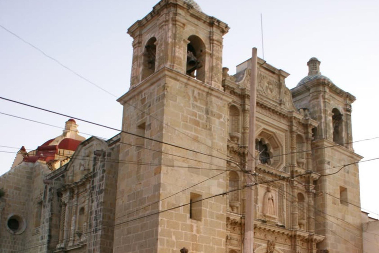 Tour a piedi di Oaxaca con uno storico: culture preispaniche e patrimonioGuida locale in inglese