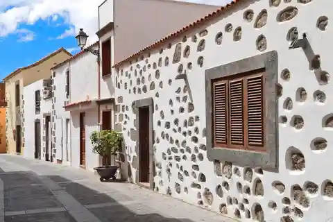 Discovery Tour Gran Canaria: Salinas, Aloe Vera, Guayadeque & Agüimes