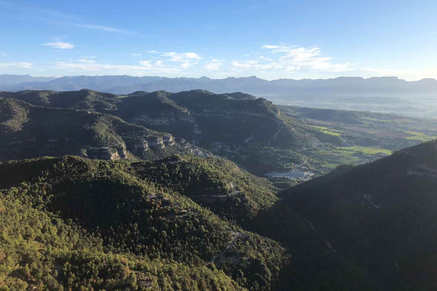 Barcelona: Pre-Pyrenees Hot Air Balloon Tour & Pickup Option