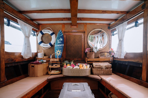 Krabi: Private Luxury Longtail Boat Trip to Hong Islands