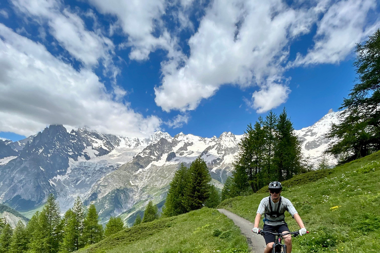 Courmayeur: Tour guiado de E-Bike Val Veny, Val Ferret