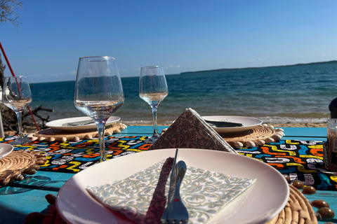 Maputo: Santa Maria Beach Cruise with Snorkeling & Brunch