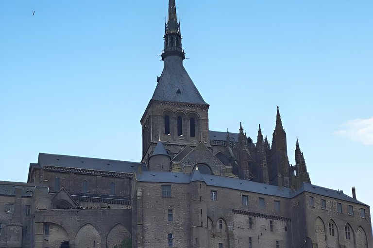 Mont-Saint-Michel privé rondleiding met proeverij vanuit Parijs