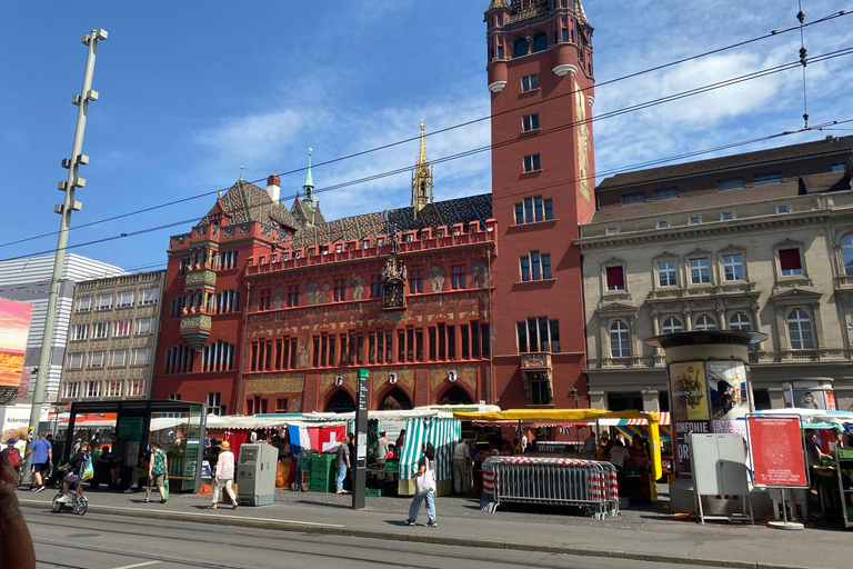 Basels Porträt: Selbstgeführte Stadtführung mit LesungBasels Stadtporträt: Self - Guided Reading Tour