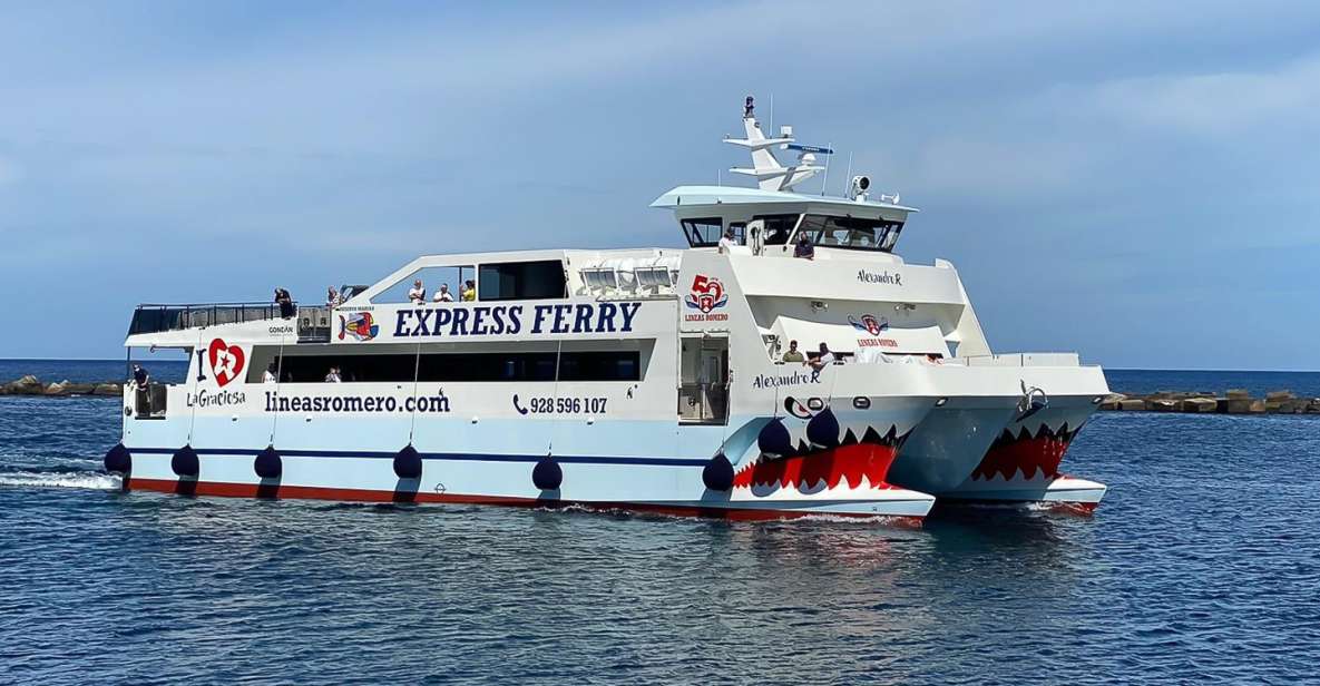 Lanzarote: Ferry Ticket to La Graciosa with Wi-Fi