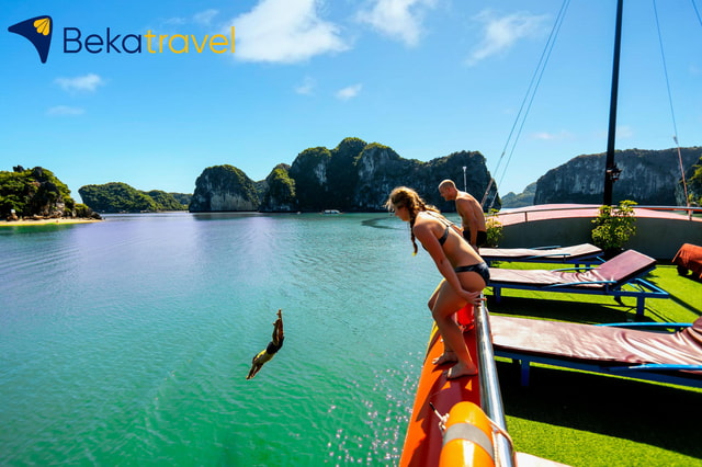 From Cat Ba: Lan Ha Bay Full-Day Boat Tour