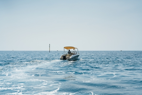 Malaga: Kapitein je eigen boot zonder vaarbewijs