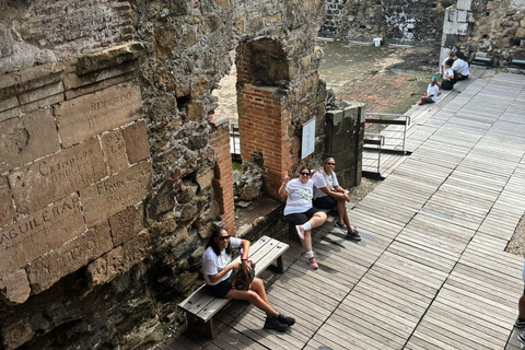 Touristische Rundfahrt durch das alte und neue Panama City mit Mittagessen und Getränken