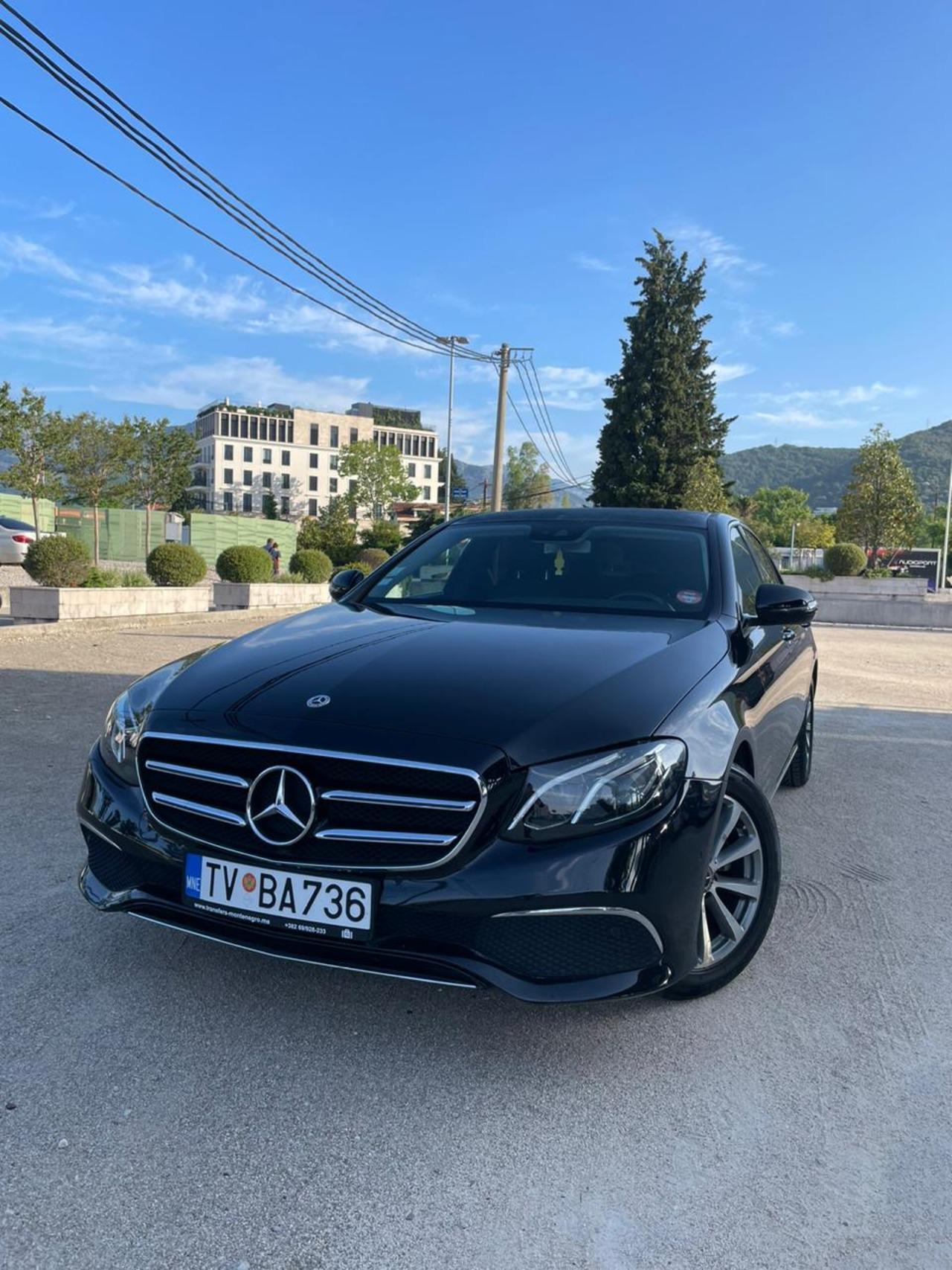 Privater Transfer vom Flughafen Tivat nach Tivat