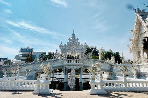 Chiang Rai: Explore 3 Highlight Temples (White, Blue, Red) Meeting Point: Wat Phra Singh (Hotels Outside Pickup Area)