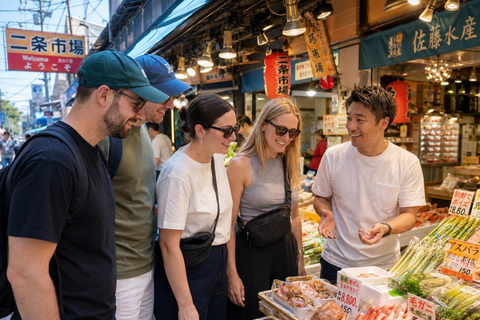 Sapporo: Private Walking Tour of Parks, Markets & City Views