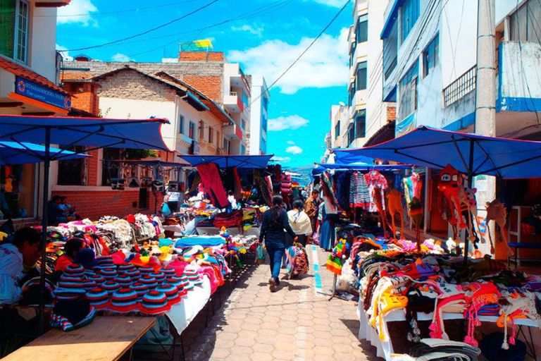 Private Otavalo, Weavers Workshop & Cultural Immersion