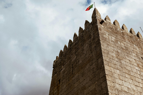 Porto: Private 3-Day Tour to Santiago & Northern Portugal