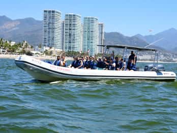 Yelapa Escape e mergulho com snorkel em Puerto Vallarta em lancha rápida