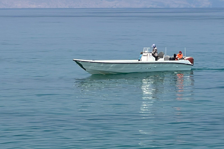 Salalah: Coastal Highway Tour to Fushi Dunes & Hasik Beach