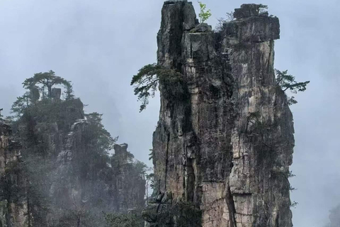 Zhangjiajie: 4-Day Private Tour with Hotel & Train Ticket package4_38seat