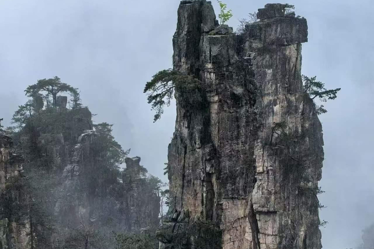 Zhangjiajie: 4-Day Private Tour with Hotel & Train Ticket package4_38seat