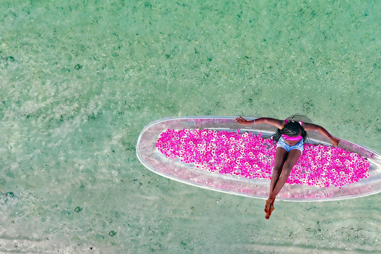 Miami/South Beach: servizio fotografico in kayak trasparente con droneKayak trasparente singolo con fiori e video