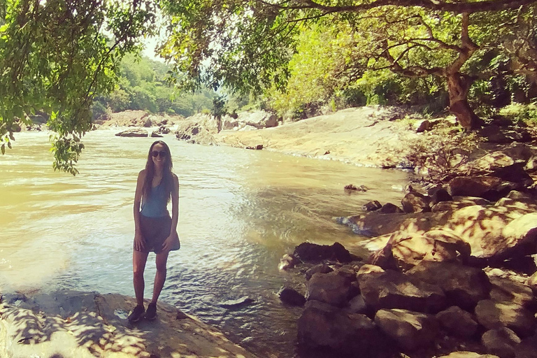 Kandy: Guided City Tour with Boat Ride & Tuk-Tuk Ride