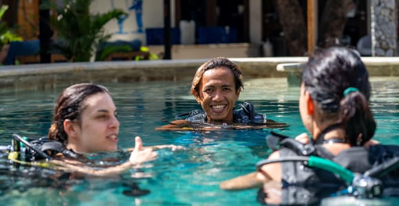Gili Trawangan: Manta Dive Discover Scuba Diving for Novices