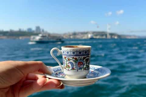 Istanbul : croisière sur le Bosphore avec dégustation de café turc