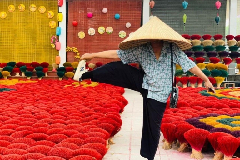 Hanoi: Jednodniowa wycieczka do wioski kadzideł, stożkowego kapelusza i sztuki lakierniczejPrywatna jednodniowa wycieczka do tradycyjnych wiosek rzemieślniczych