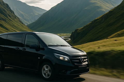 Tbilisi: Premium Kazbegi–Ananuri–Mtskheta Private Tour