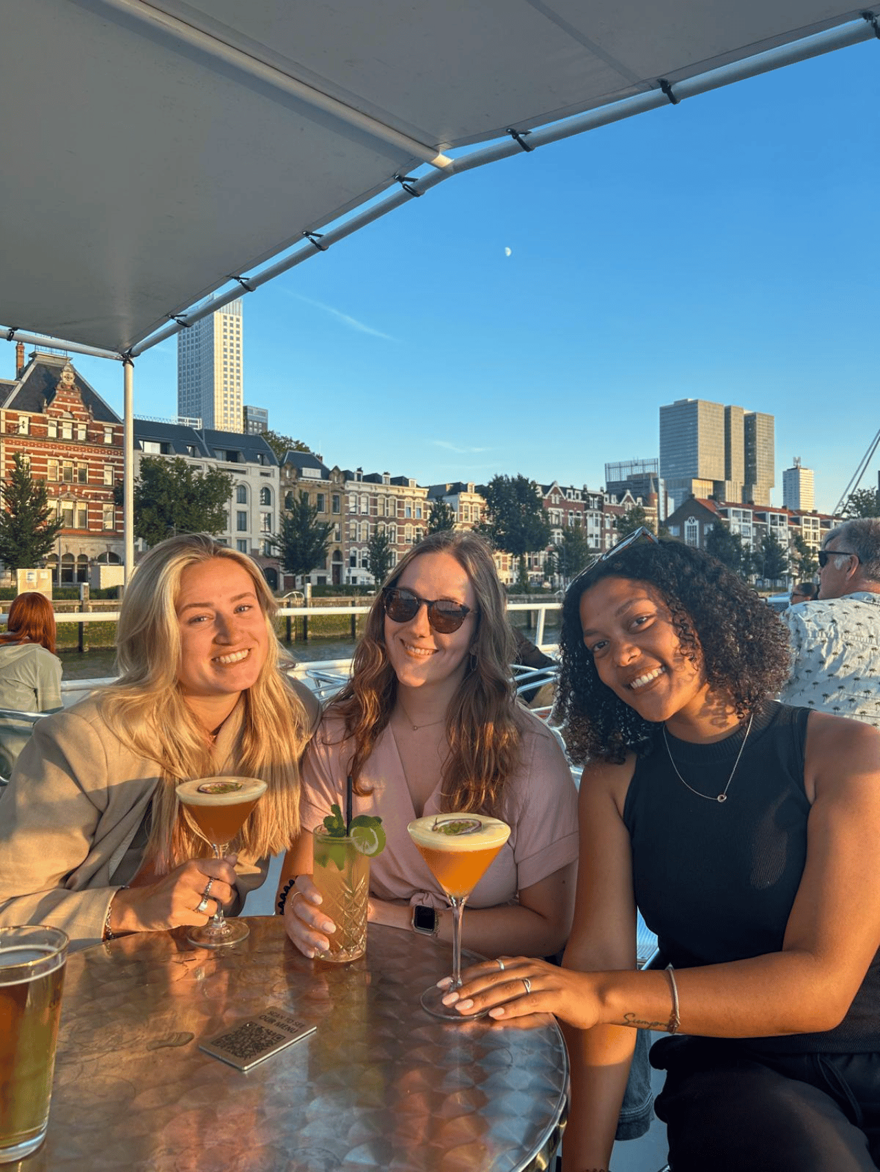 Rotterdam: Sommer-Cocktail-Kreuzfahrt
