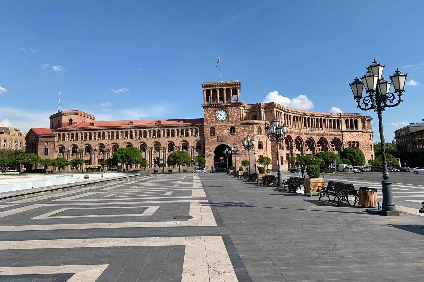 Yerevan City Tour: Discover an Old and New Yerevan