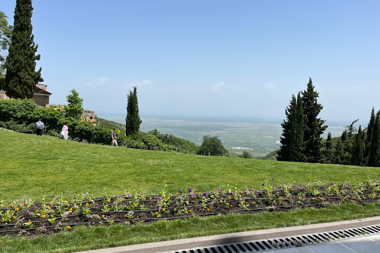 Authentic Kakheti Wine Tour: Tasting & Sighnaghi Wine Tunnel