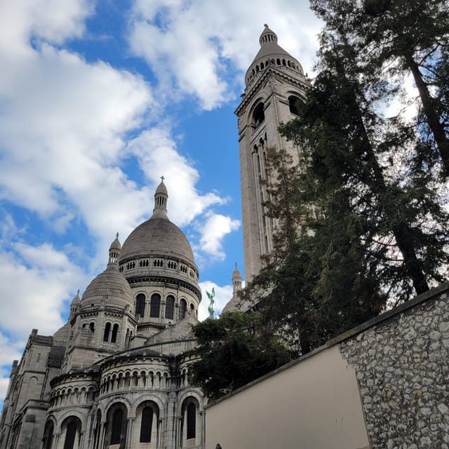 Torre a piedi attraverso Montmartre fino al Sacro Cuore - Housity