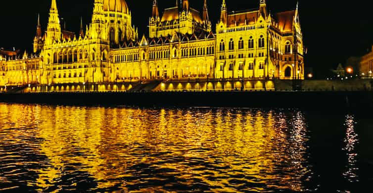 Budapest: City Highlights Sightseeing Cruise photo 8