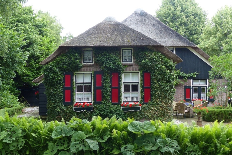 Amsterdam: Giethoorn & Zaanse Schans Guided Combo Tour No Options
