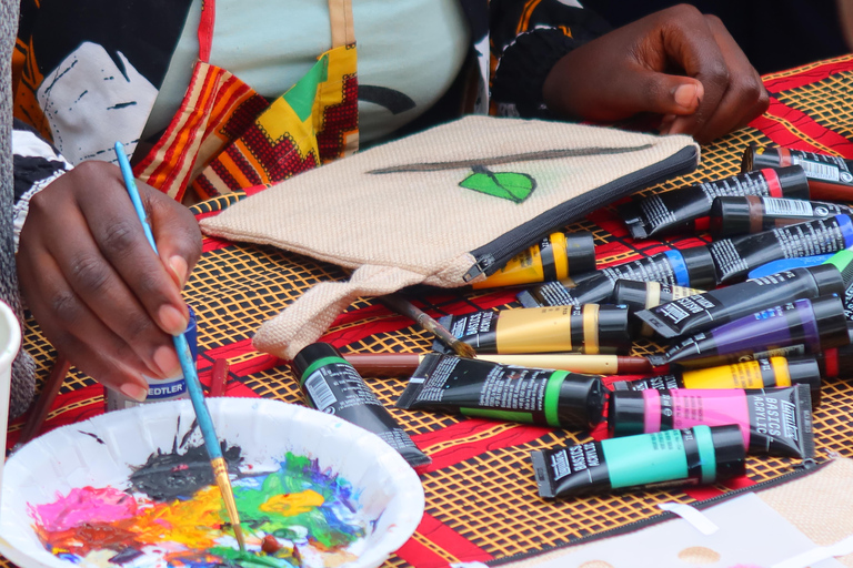 Kigali: Paint Your Own Tote Bag Workshop with Local Artist Medium Canvas Pouch (22 × 16 cm)