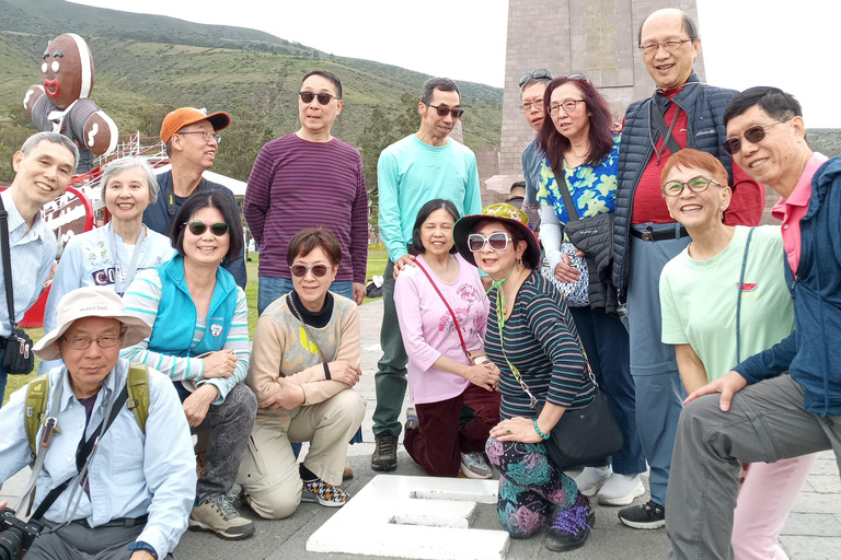 Quito: Historic Center + Cacao Experience + Mitad del Mundo + Pululahua