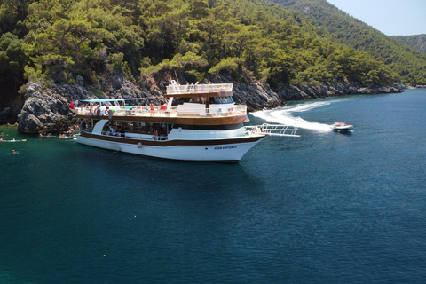 Kusadasi: Boat Trip with Transfers, Lunch & Unlimited Drinks