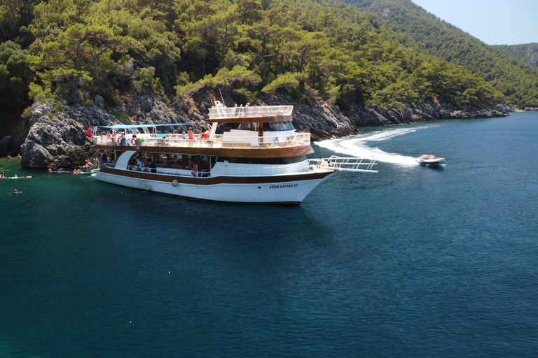 Kusadasi: Boat Trip with Transfers, Lunch & Unlimited Drinks